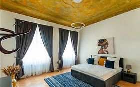 Schiller Rooms